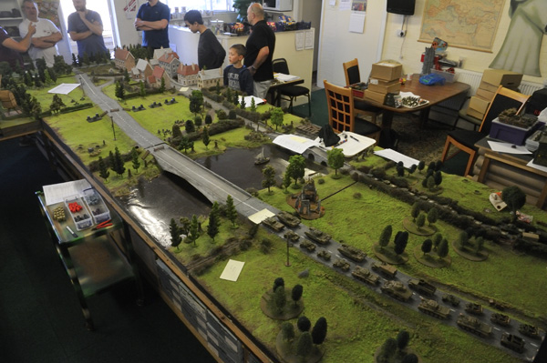  30th Corps on the starting grid. Hell’s highway to the left with country lanes on the right. Grave is to the north east, Nijmegen hidden on the left.